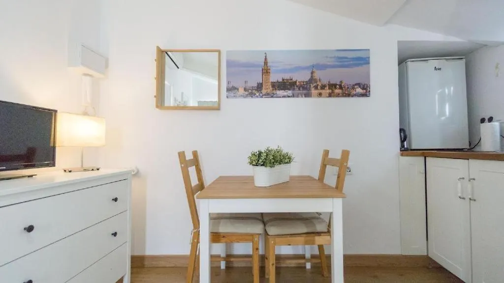 Apartament Enjoy The Alfalfa Sewilla