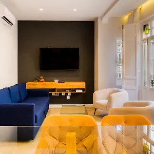 Elegant - 2 Bd 1 Bth - Center Apartamento